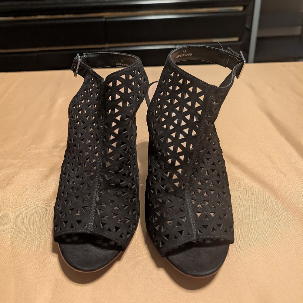 Madden Girl Beverly Black Faux Suede Cutout Peep Toe Heeled Sandals